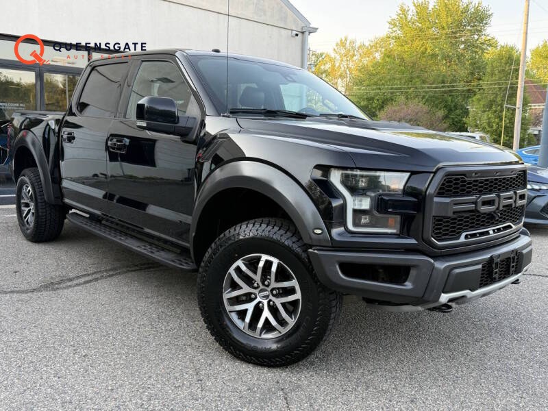 2017 Ford F-150 Raptor 4x4 SuperCrew 5.5 ft. Bed Pickup Truck