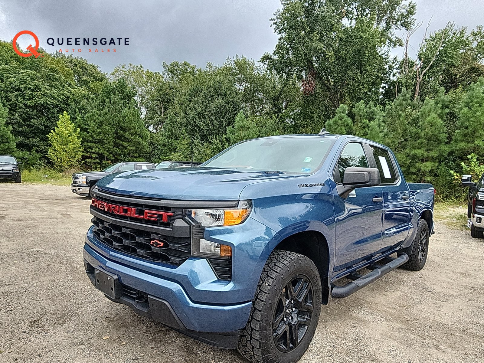 2024 Chevrolet Silverado 1500 Custom 4WD with TurboMax Engine and Dark Essentials Package