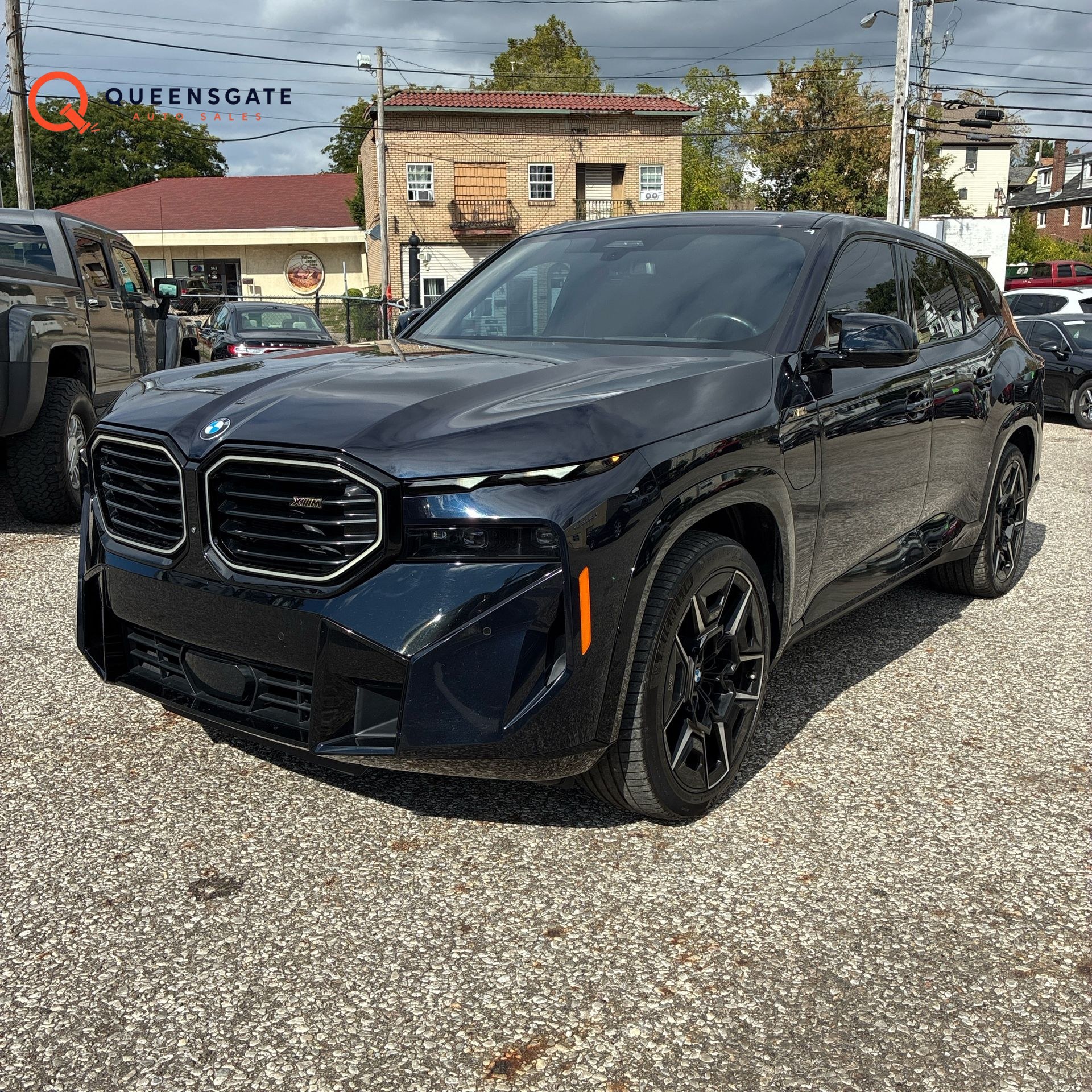 2023 BMW XM Base
