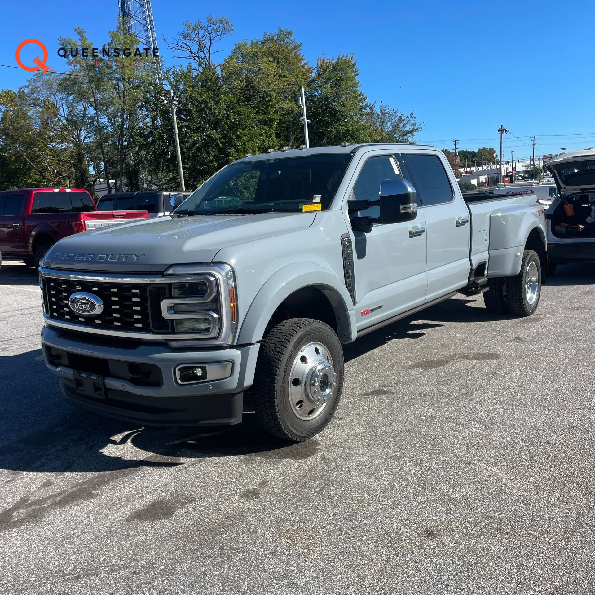 2026 Ford F-450 Super Duty Platinum